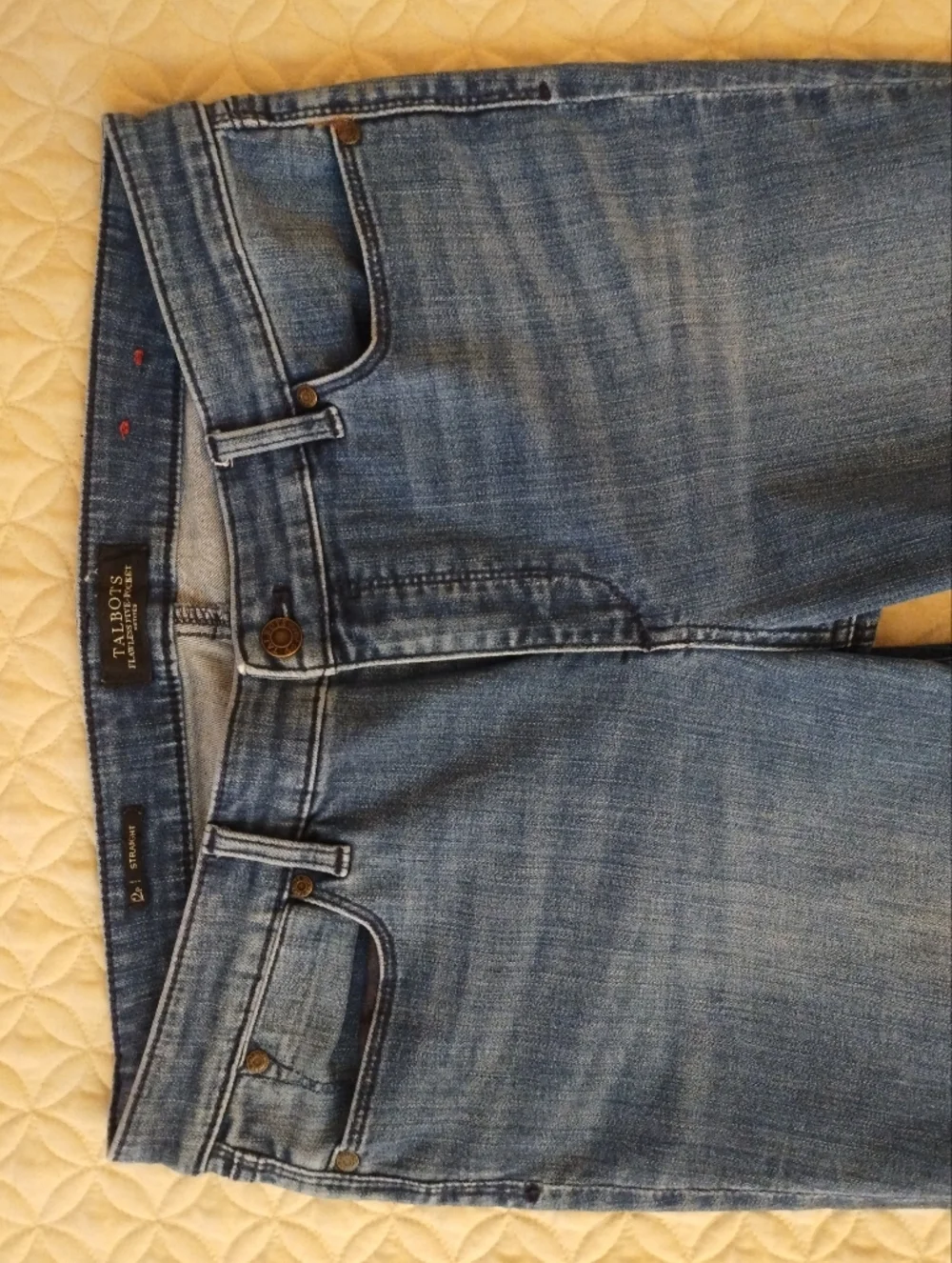 Talbots Flawless Five 5 pocket 12P Petites Straight Leg Stretch Demin Jeans